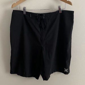 Hurley Black Men's Swim Trunks Size 38